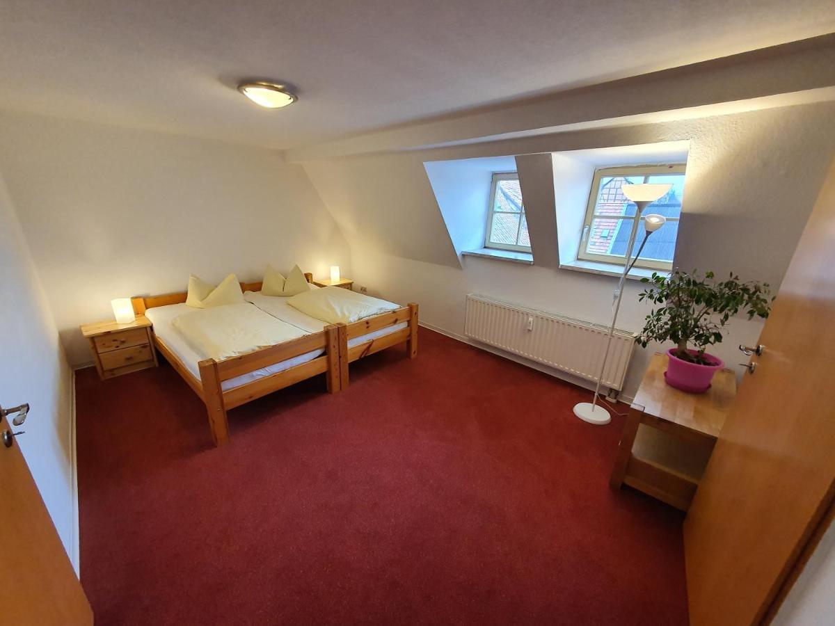 Hotel Zur Goldenen Sonne Quedlinbourg Extérieur photo
