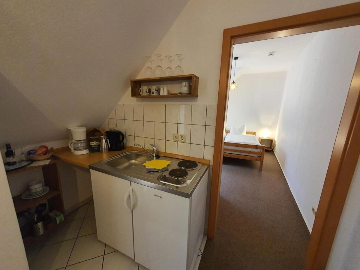 Hotel Zur Goldenen Sonne Quedlinbourg Extérieur photo