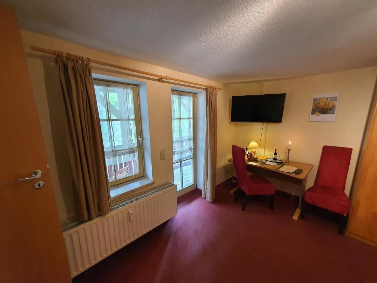 Hotel Zur Goldenen Sonne Quedlinbourg Extérieur photo