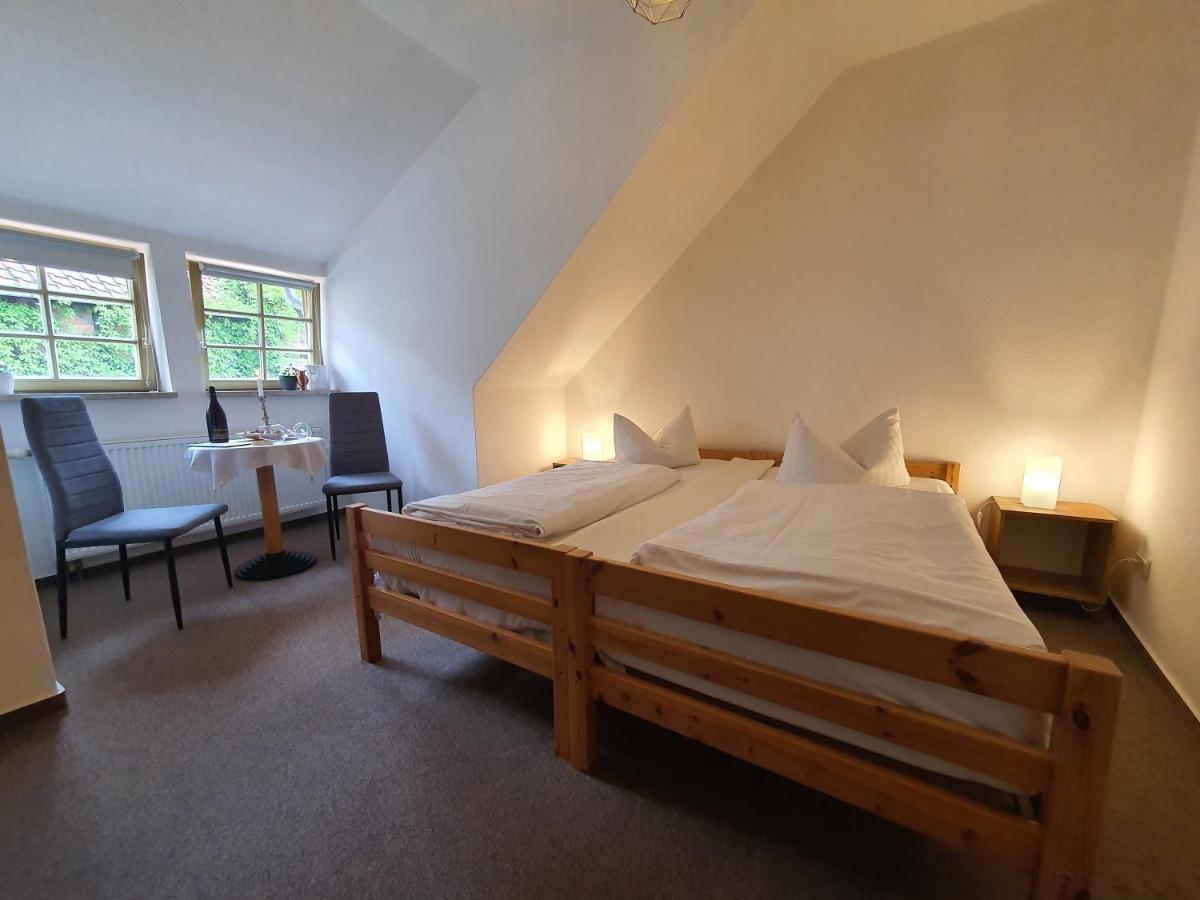 Hotel Zur Goldenen Sonne Quedlinbourg Extérieur photo